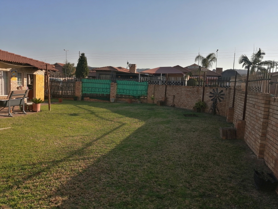 3 Bedroom Property for Sale in Waterkloof East North West